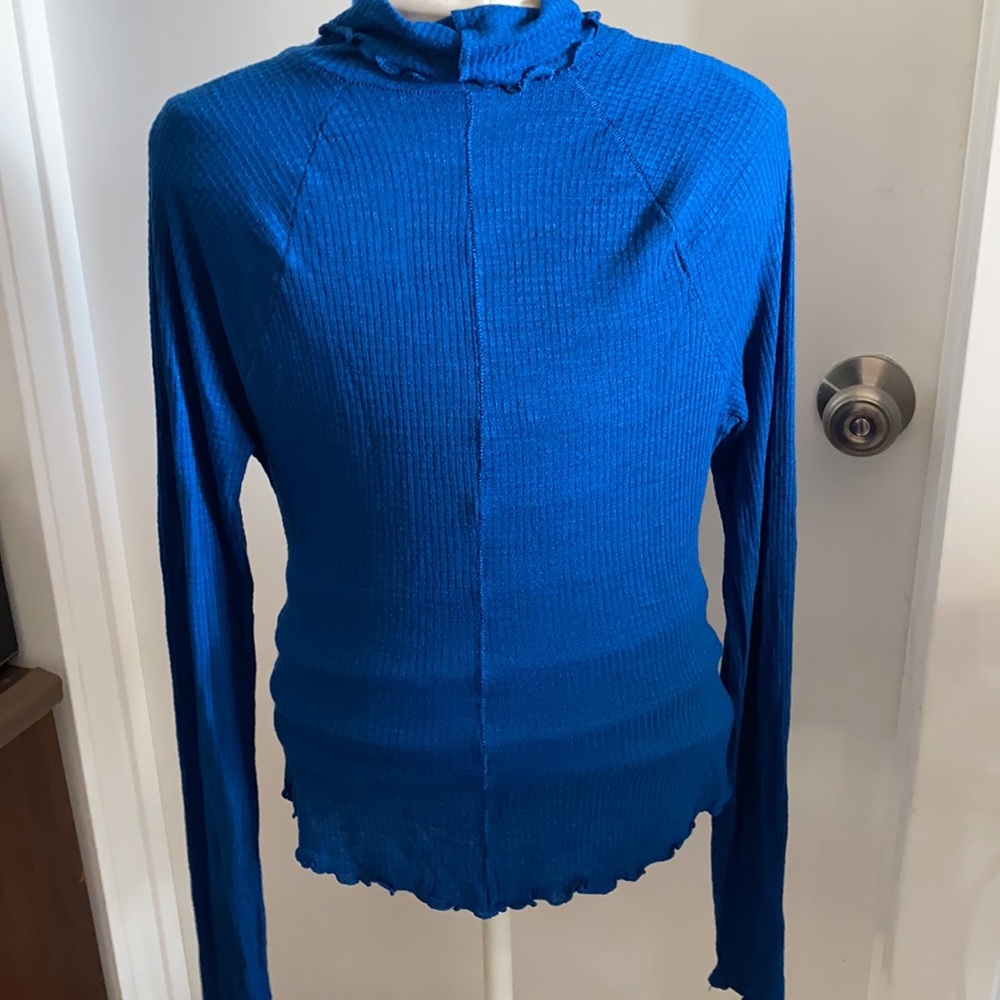 Intimately Long sleeve blouse - Picture 6 of 8
